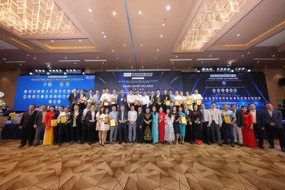 SIÊU NHANH TỰ HÀO NHẬN CHỨNG NHẬN DOANH NGHIỆP SAO SÁNG 2025