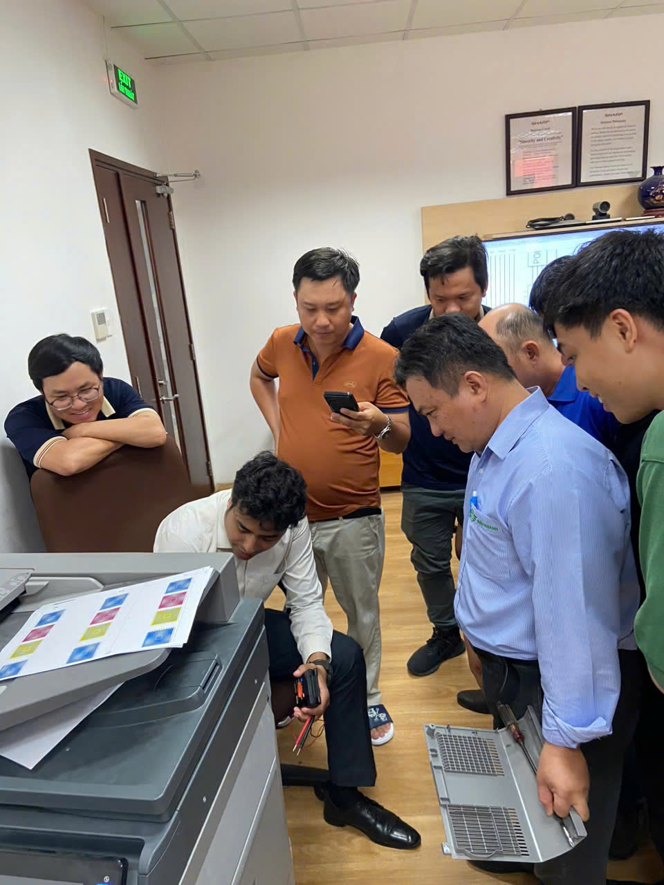 Nâng Cao Chuyên Môn, Đón Đầu Công Nghệ Siêu Nhanh Hoàn Thành Xuất Sắc Khóa Đào Tạo Kỹ Thuật Dòng Máy Sharp BP-50C Series Mới Nhất